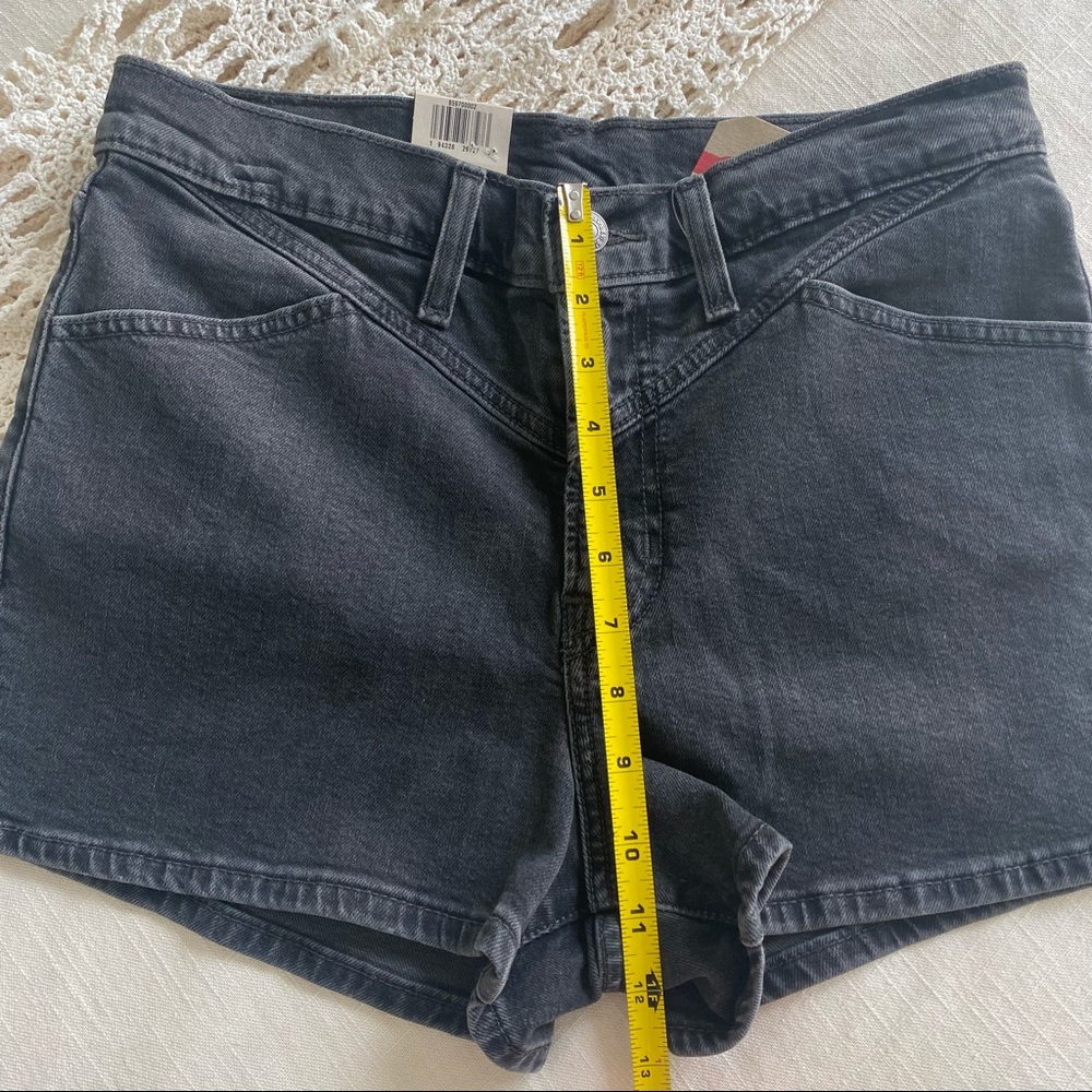 Levi’s High Rise Jean Shorts - Picture 7 of 12
